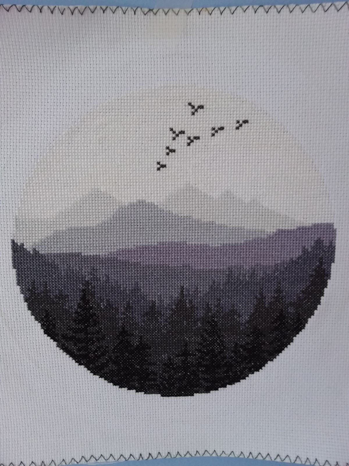 B&W Foggy Mountains Hoop